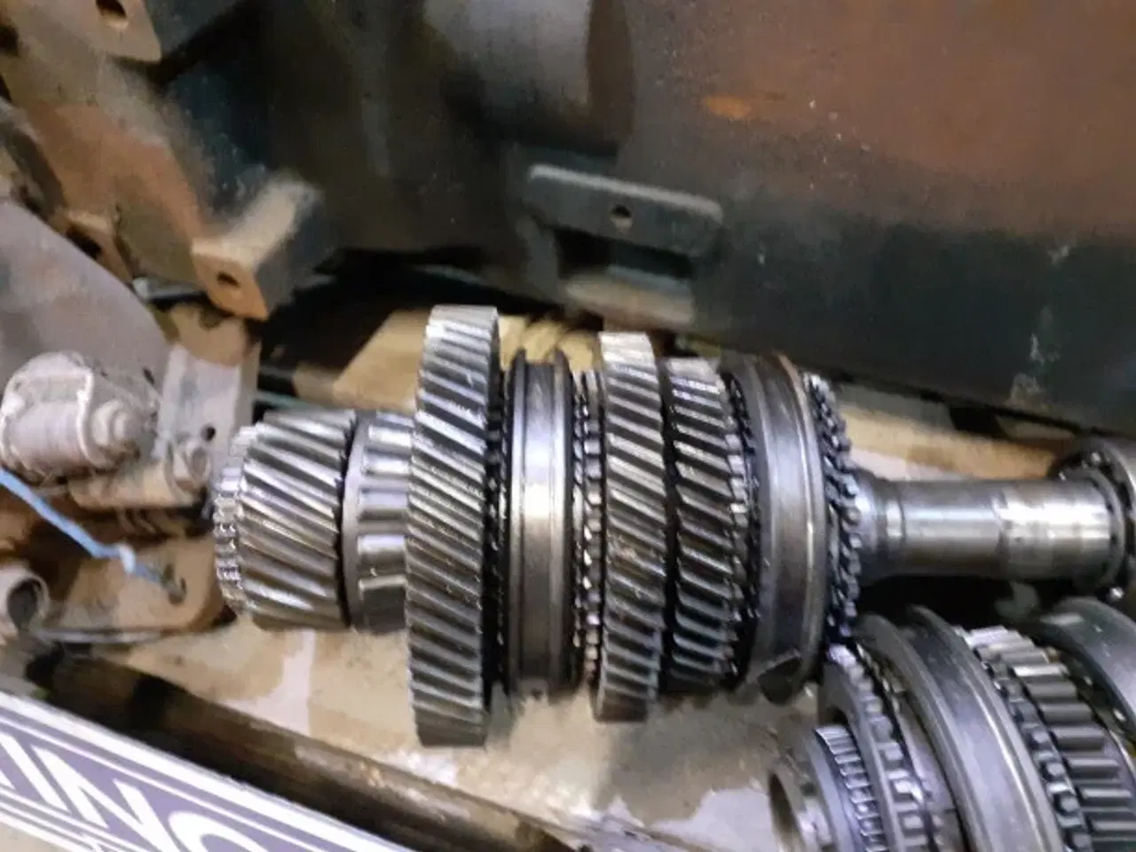 Billede 3 - New Holland 8260 Gearkasse
