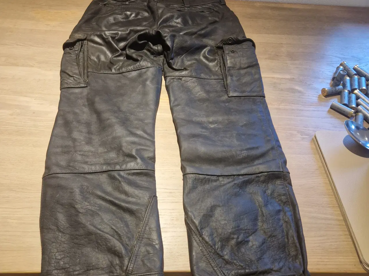 Billede 1 - Harkila læderbuks 