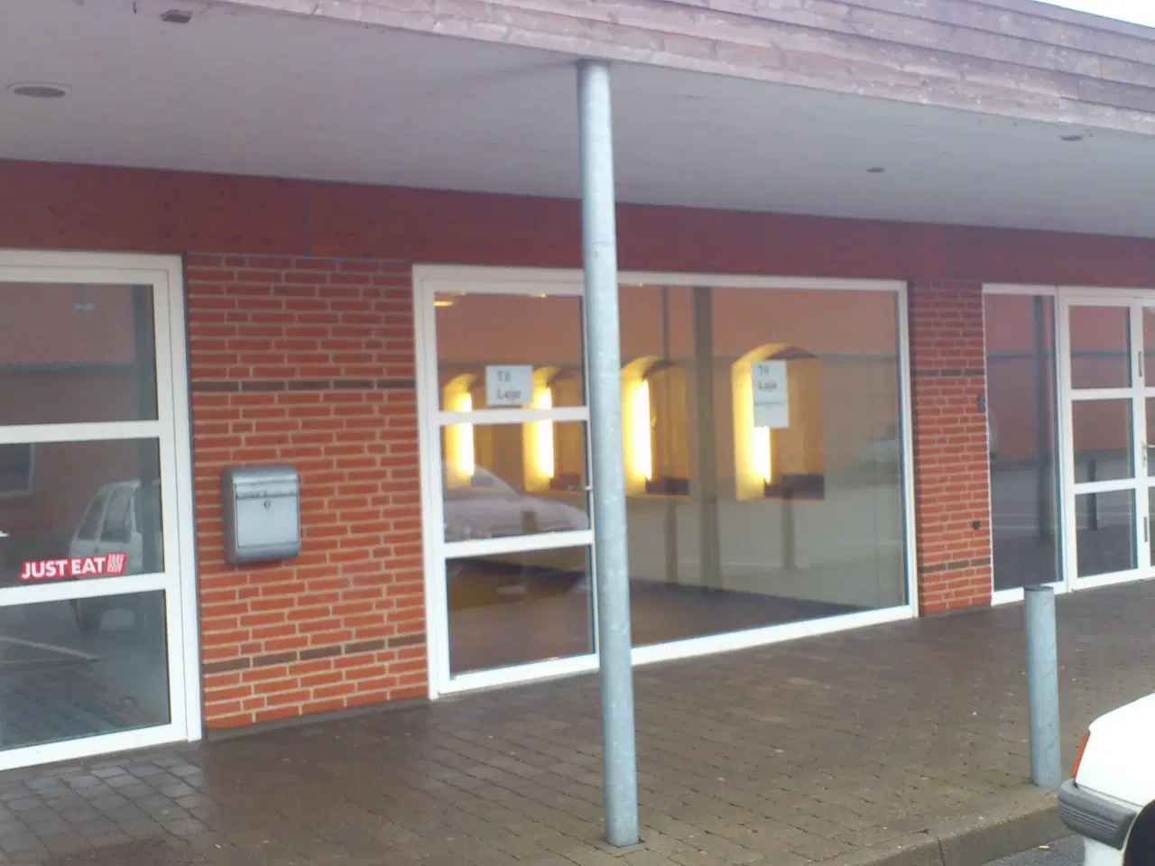 Billede 2 - Meget central beliggende butikslokale/klinik/frisørsalon