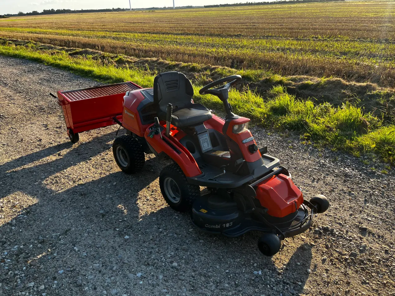 Billede 1 - Husqvarna R216T Awd