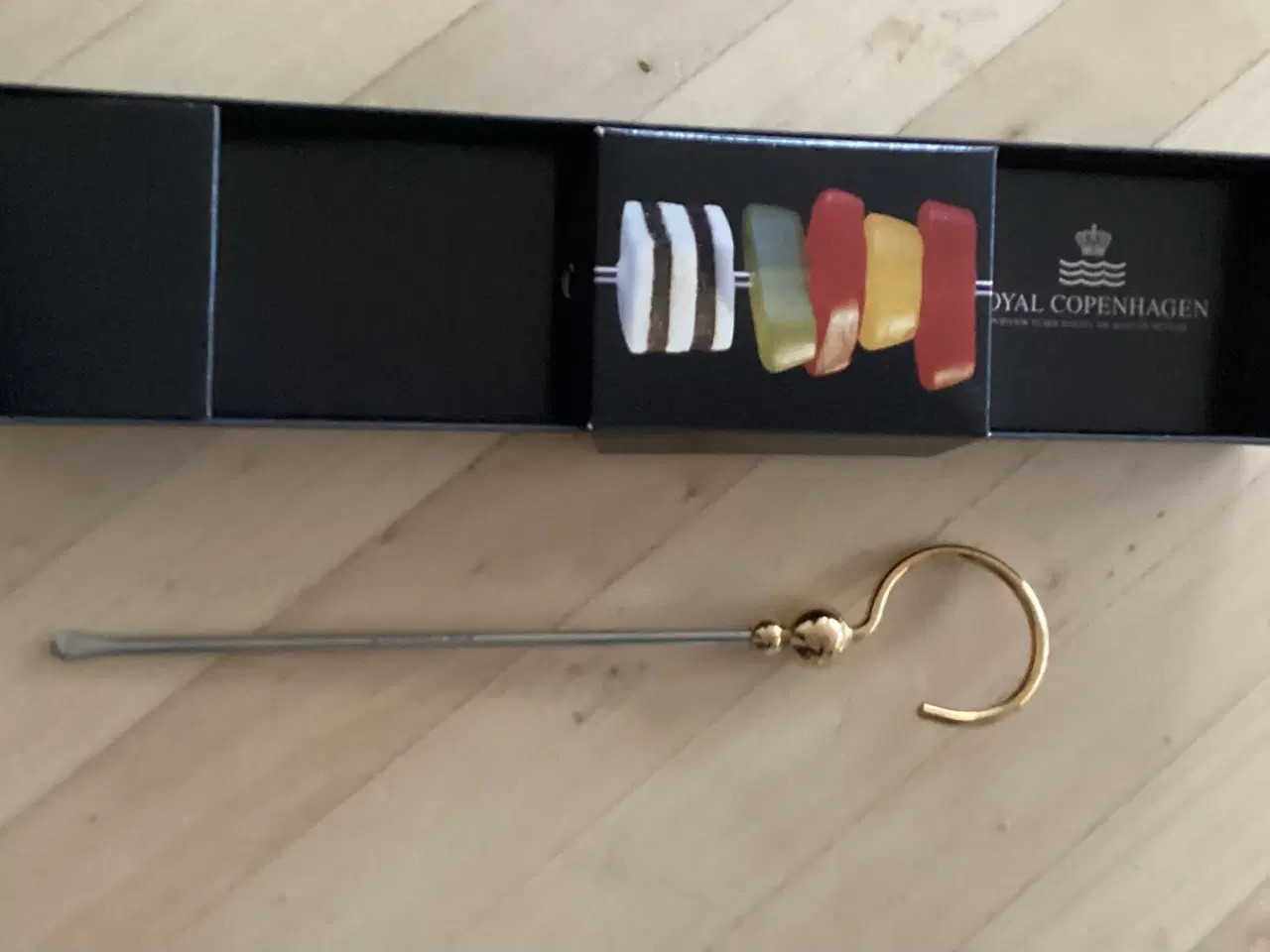 Billede 2 - Royal Copenhagen frugt/konfekt/ slik nål