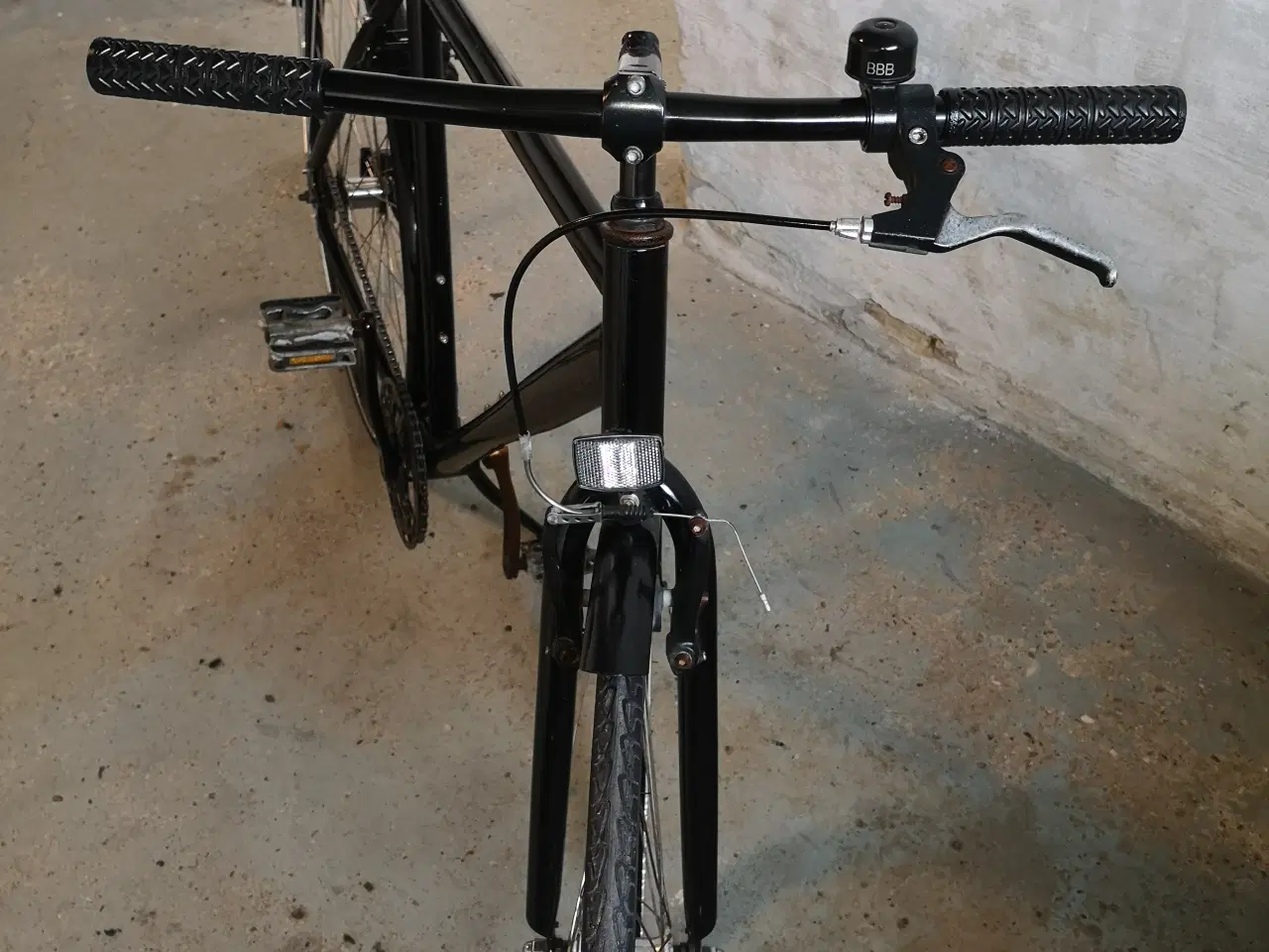 Billede 10 - BIKE DREAMS 28" 57cm høj, 2 gear auto.  for og bag