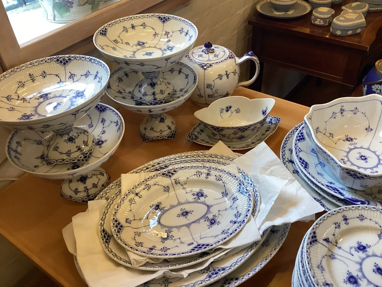 Billede 14 - Royal Copenhagen nye varer , musselmslet 