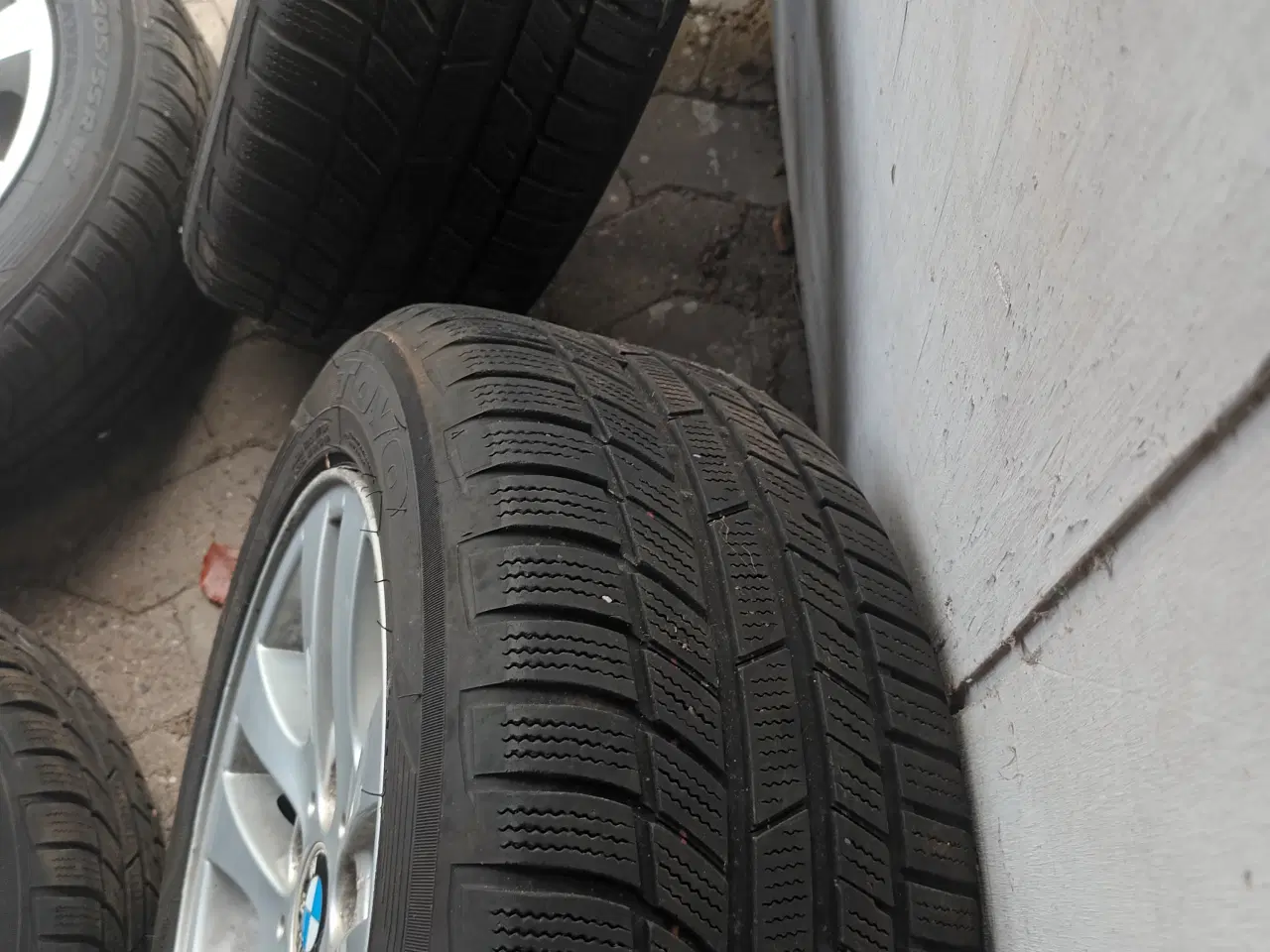 Billede 1 - Bmw fælge med vinterdæk 