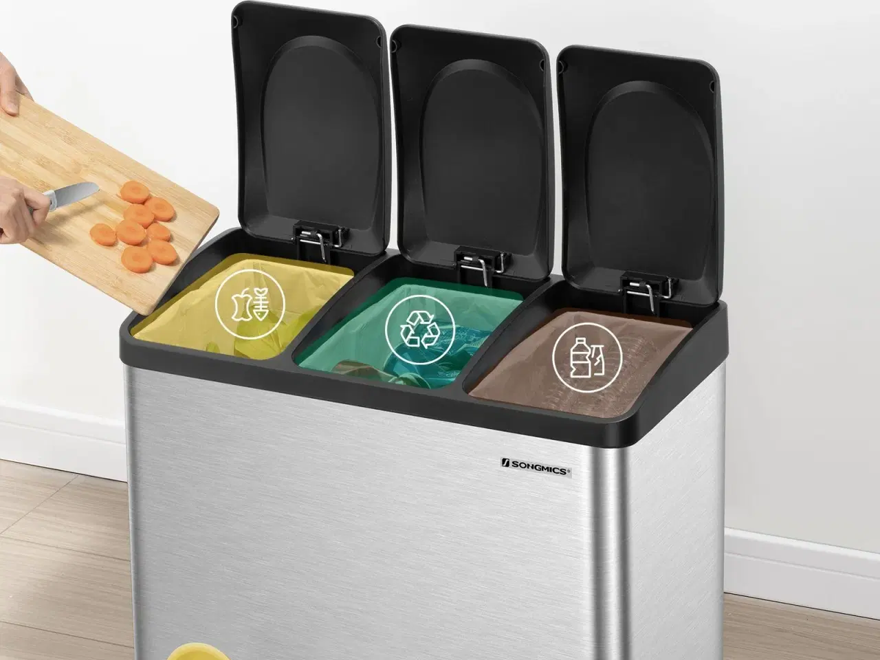 Billede 3 - Skraldespand med pedal 45 l affaldssortering i rustfrit stål (3 x 15 l), sølv/sort