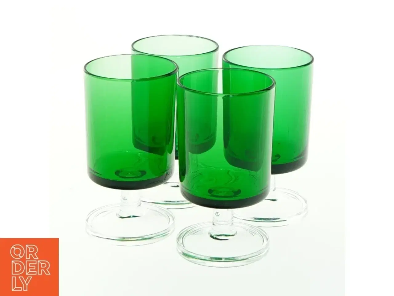 Billede 1 - Grønne glas på fod (str. H 9,5 cm, ø 5 cm)