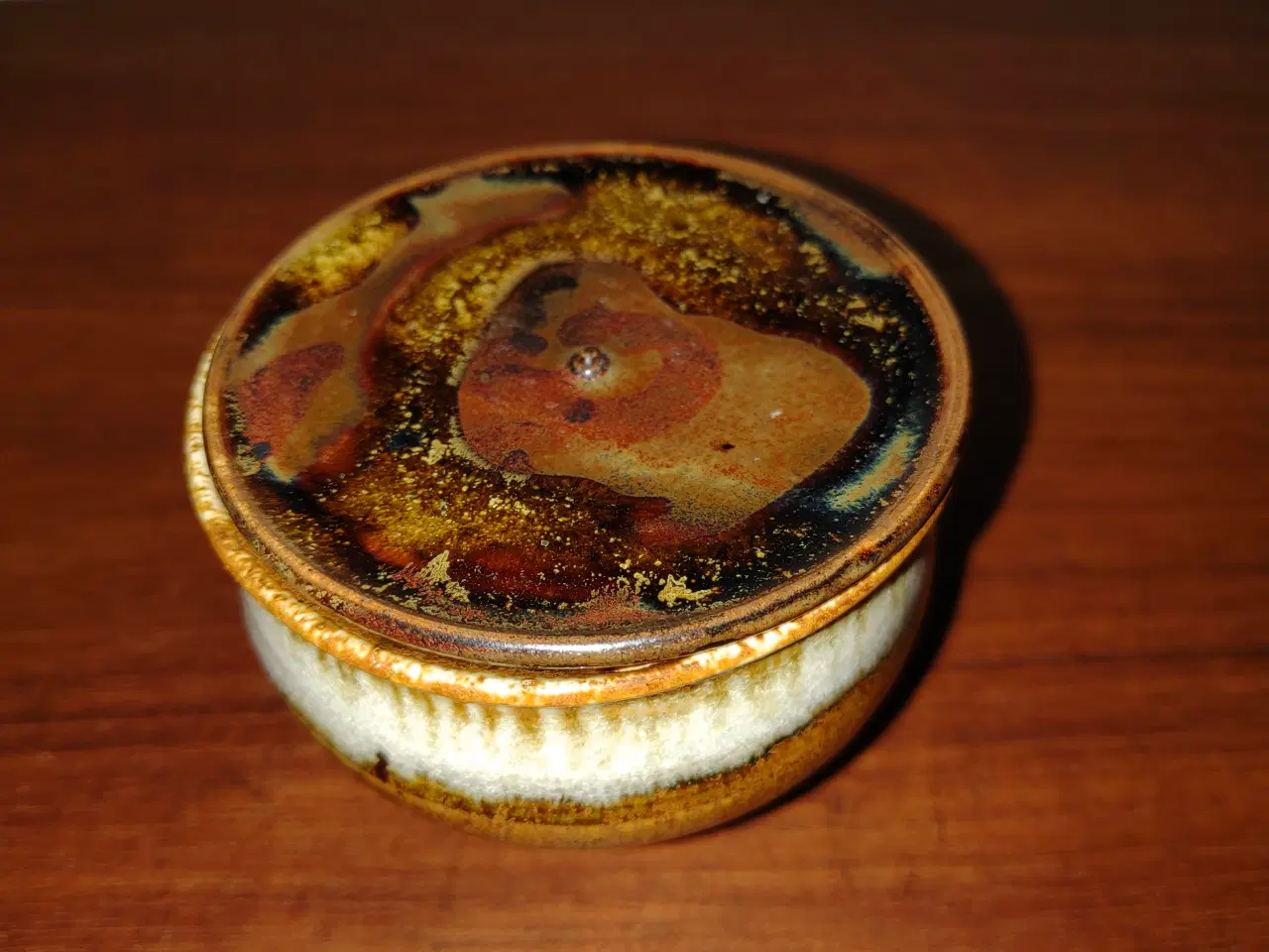 Billede 3 - Flot keramik lågkrukke