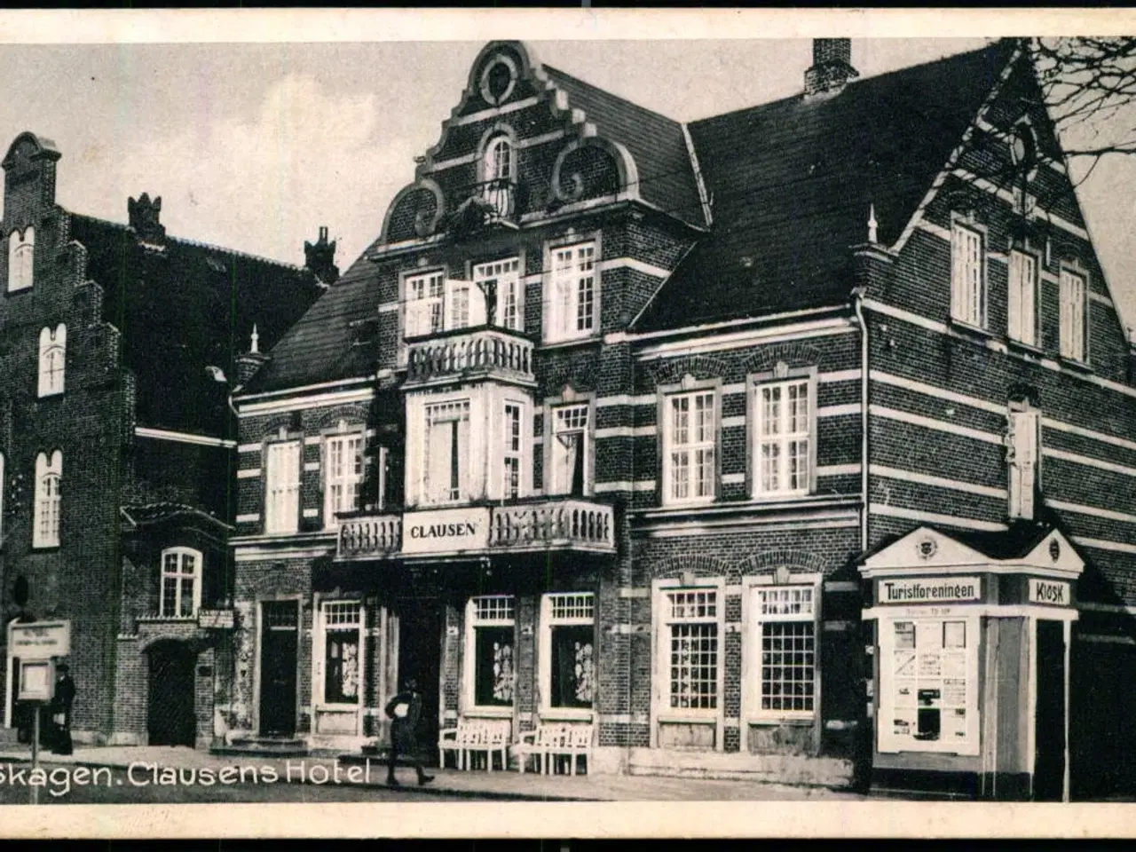 Billede 1 - Skagen - Clausens Hotel - Einer Nielsens Bogh. 68745 - Brugt