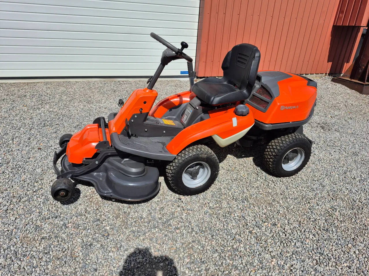 Billede 1 - HUSQVARNA R214TC med B&S motor