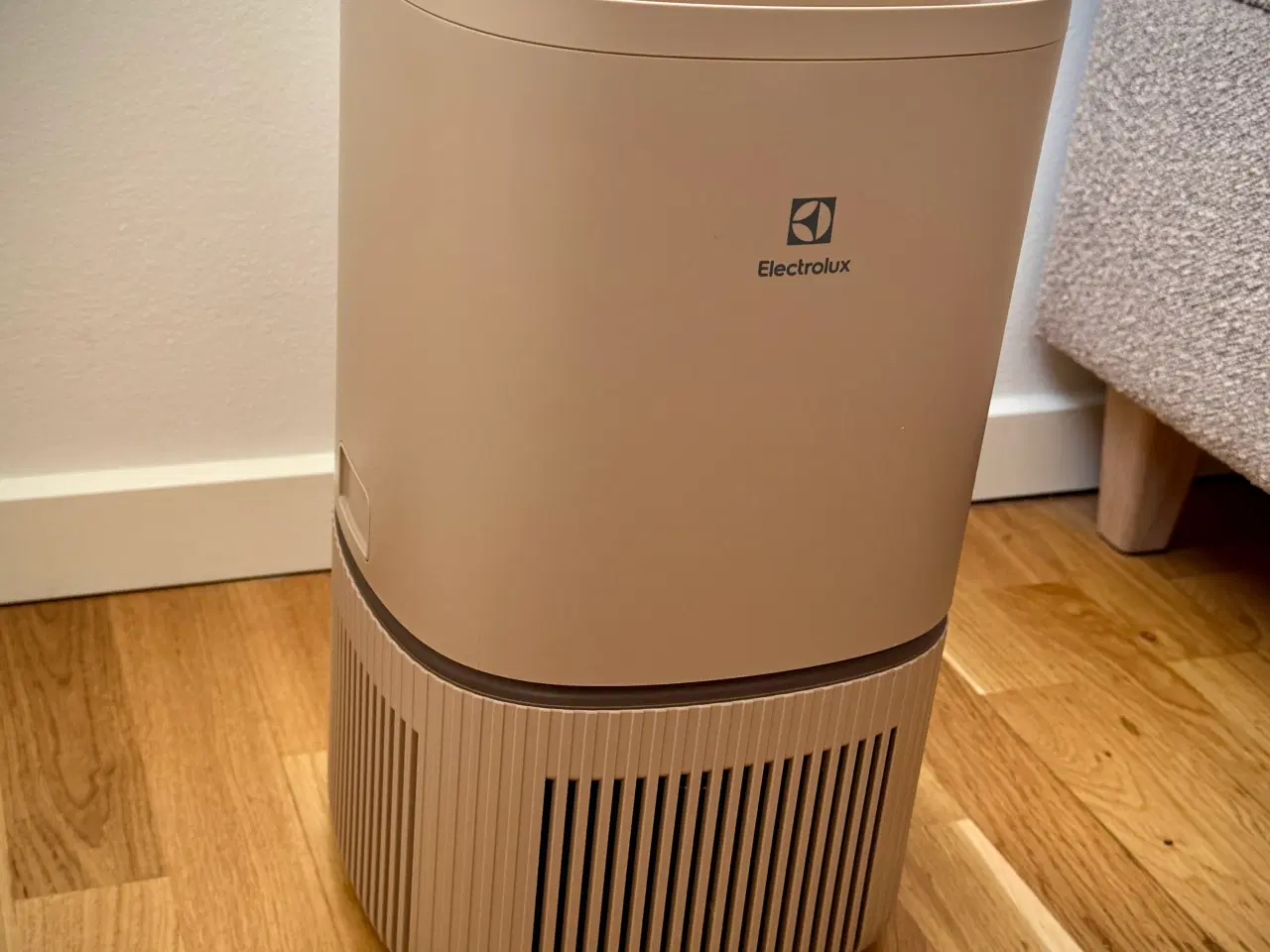 Billede 1 - Electrolux Pure 500 Luftrenser (Walnut Beige) – ny