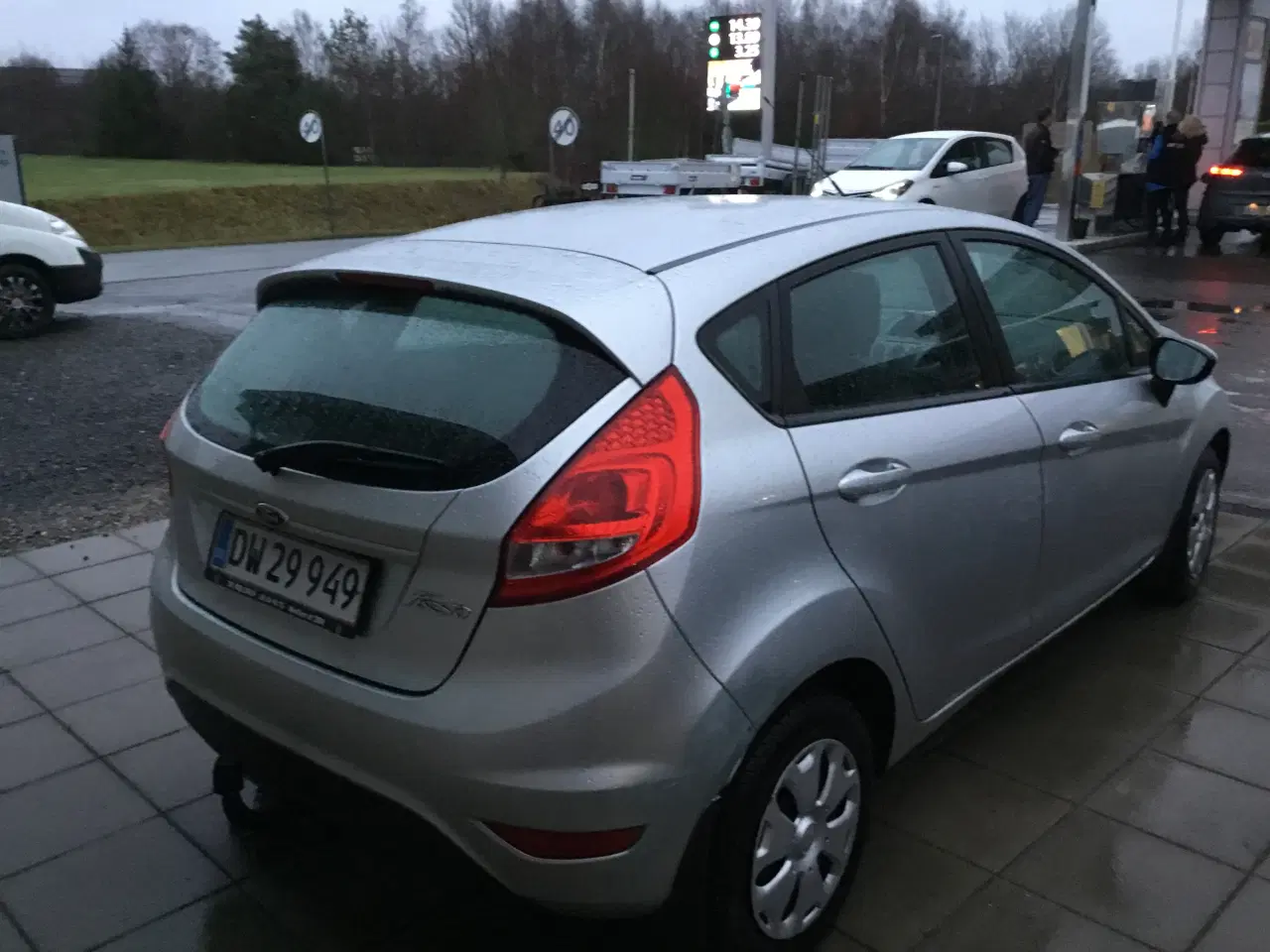 Billede 4 - Ford Fiesta 1,25 nysynet træk aircon tandrem skift