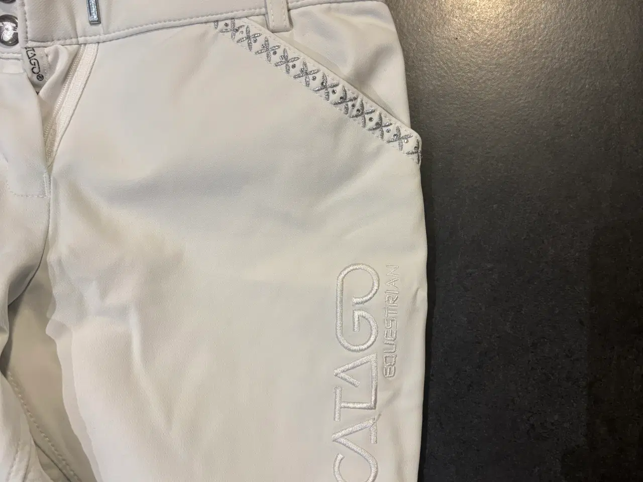 Billede 2 - Catago ridebukser hvid