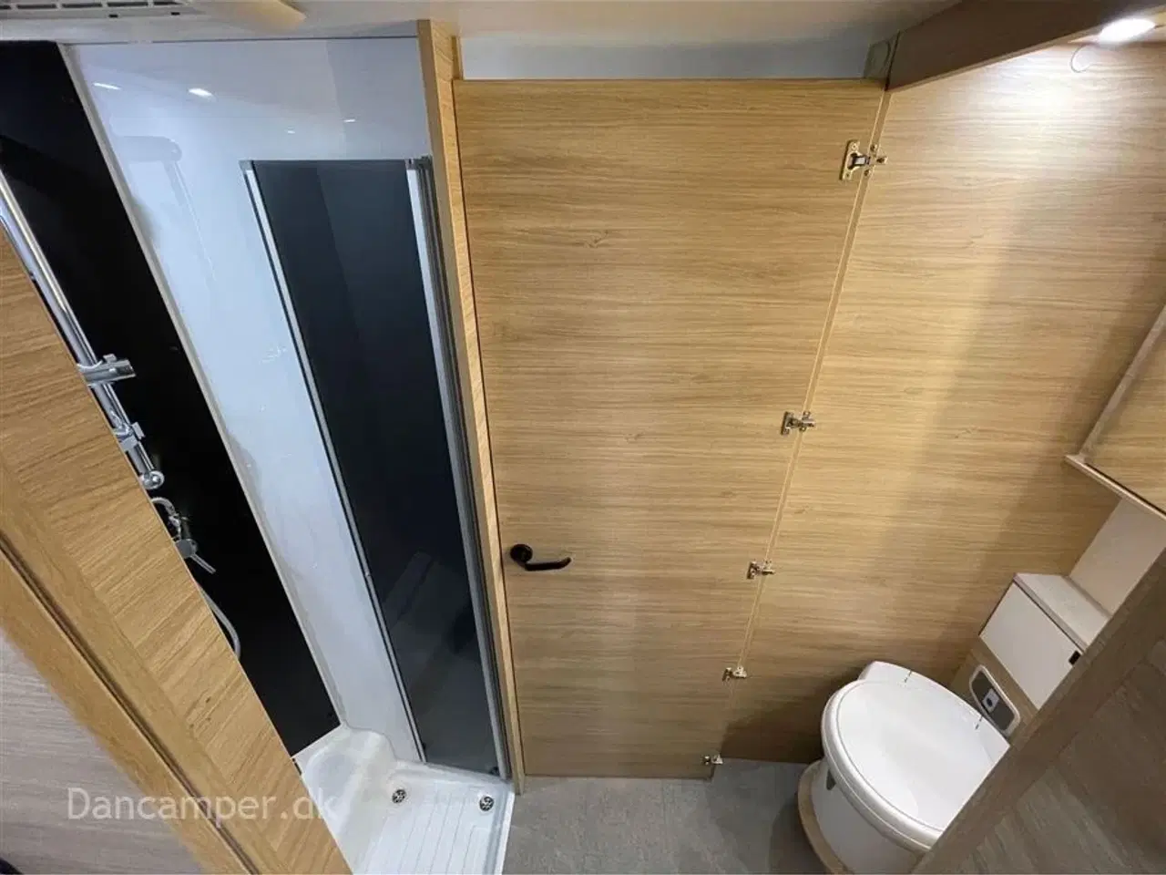 Billede 33 - 2026 - Chausson 797 Chausson 797 Ultimate Line, 140 HK, 8-trins automatgearkasse, solcelle. sænkeseng, alu.fælge og adaptiv fartpilot