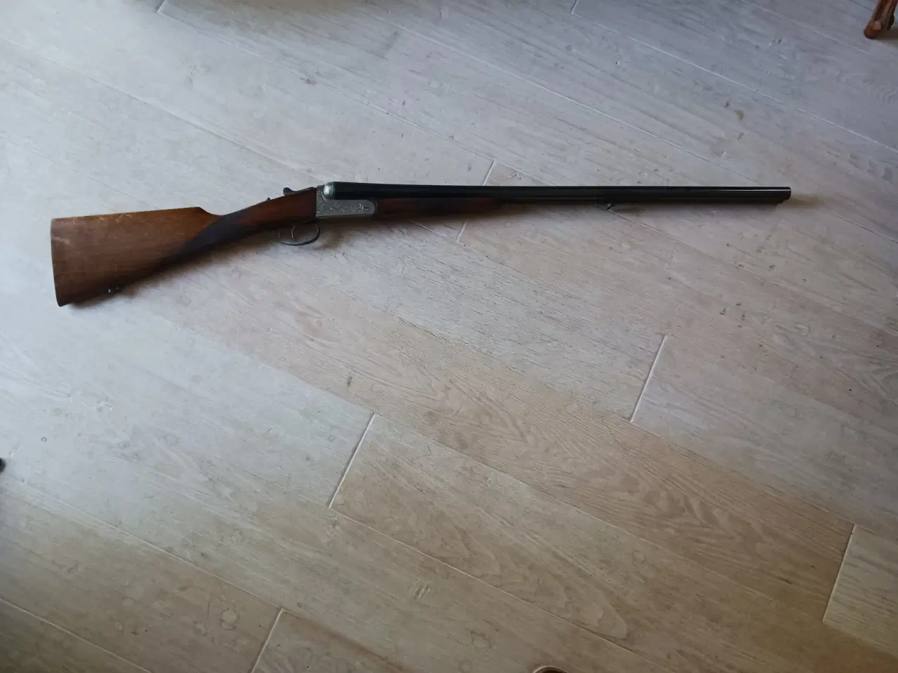 Billede 1 - Jagtgevær cal. 12/70 ss Armas argo