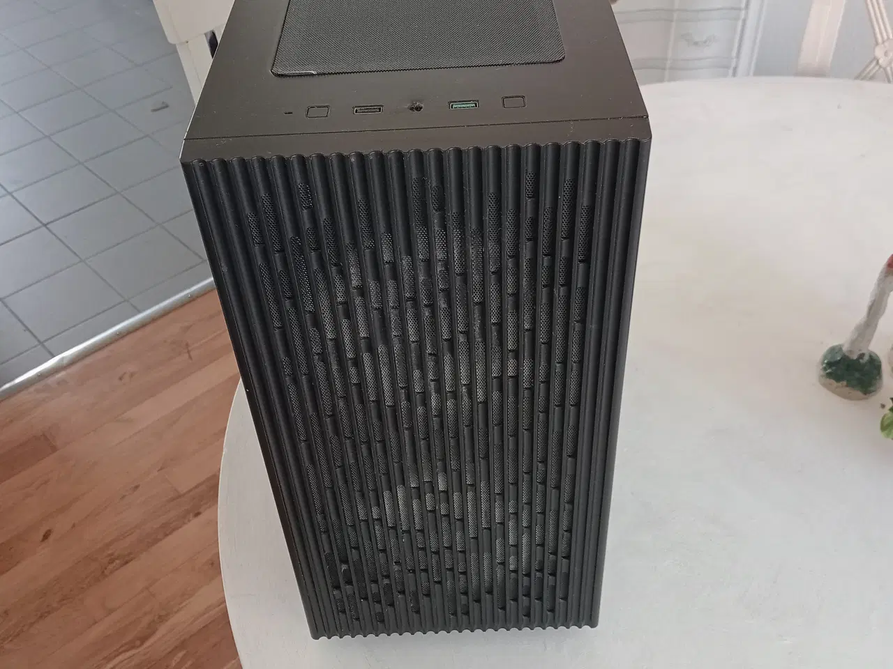 Billede 3 - Gamer computer med lys og glas