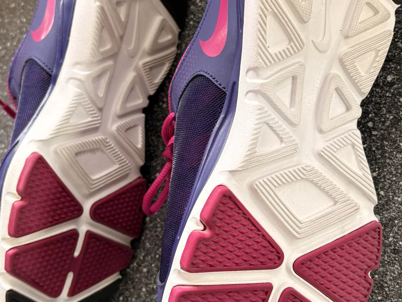 Billede 3 - Nike str 41