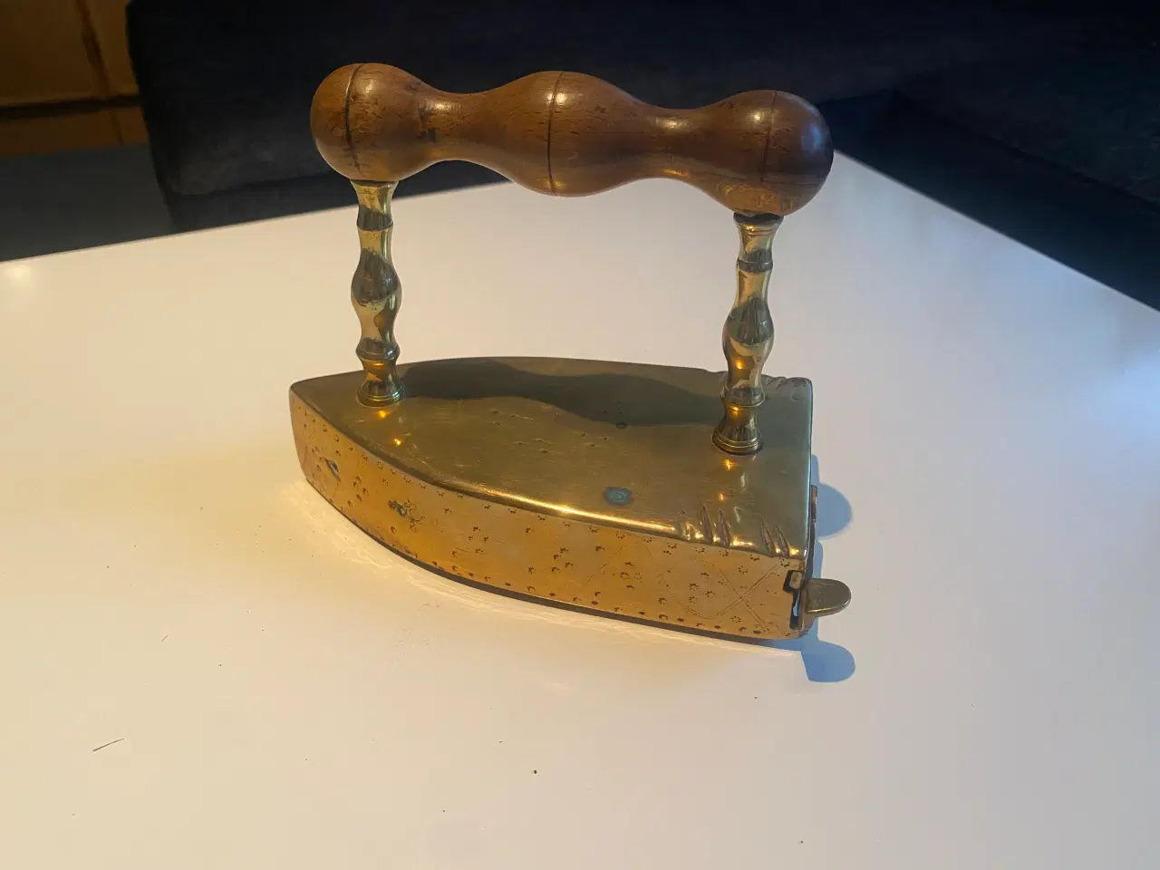 Billede 1 - Antik strygejern, Messing, 200 år gl.