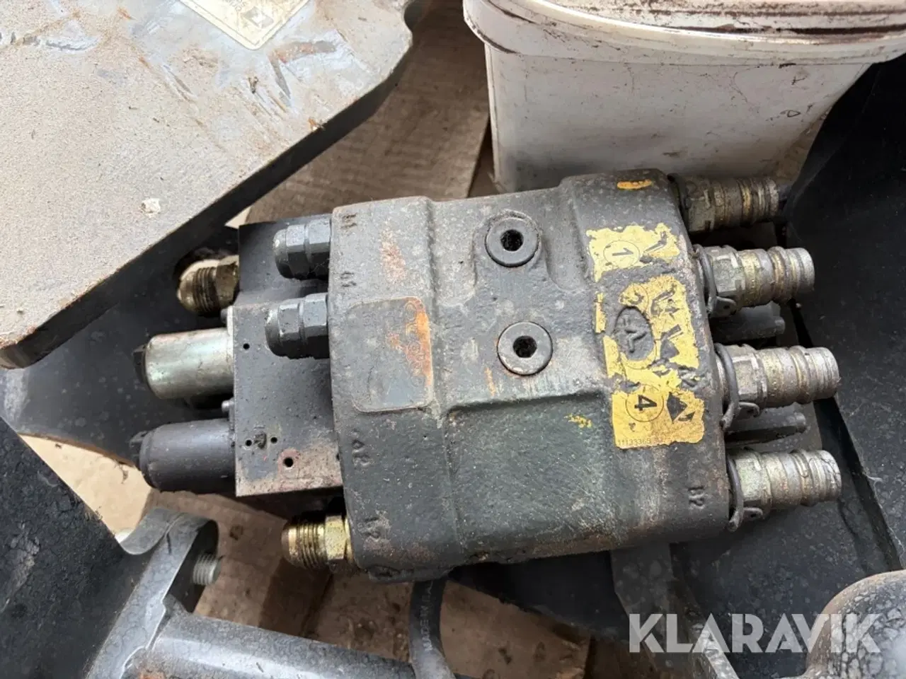 Billede 6 - Ålø front beslag