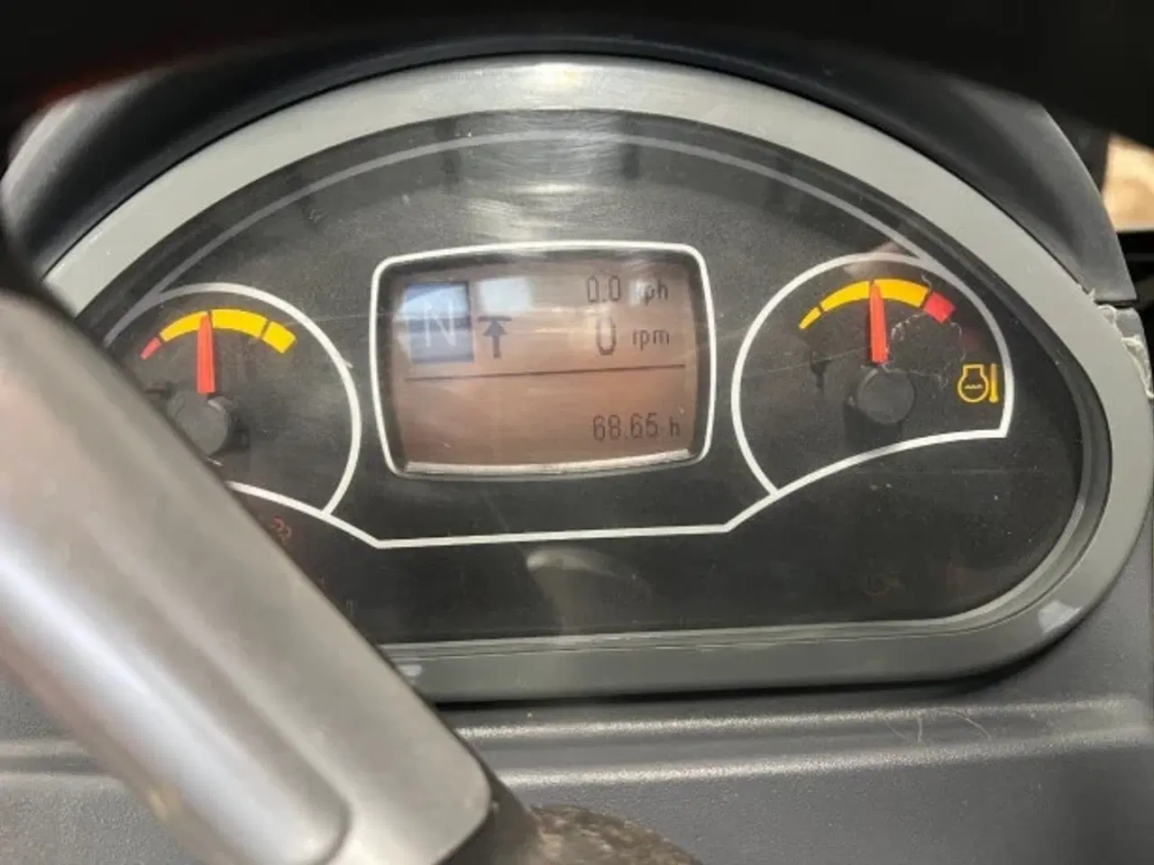 Billede 3 - Mecalac MCL6+ / Skovl og pallegafler