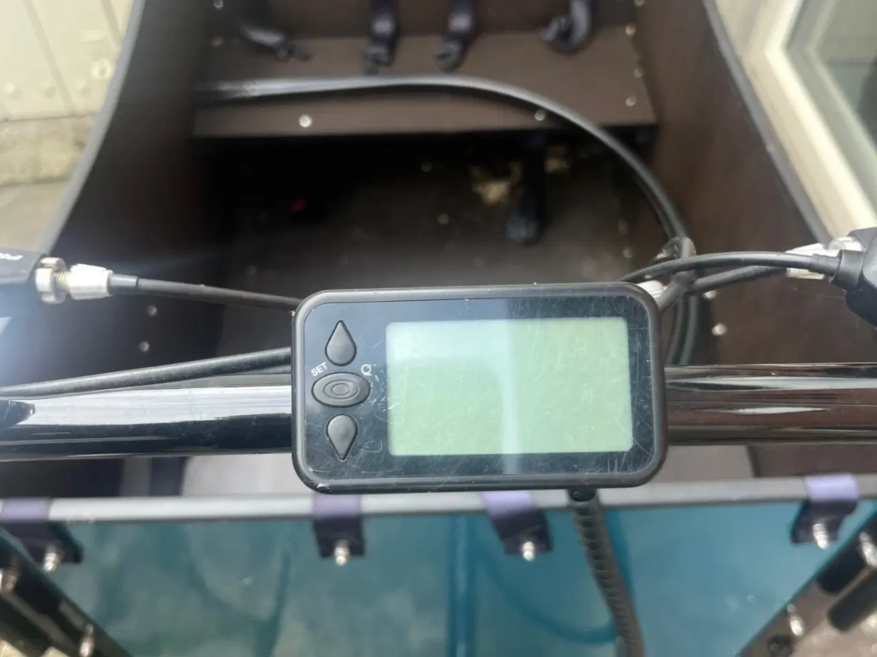 Billede 2 - Elladcykel CargoKid batteriet driller