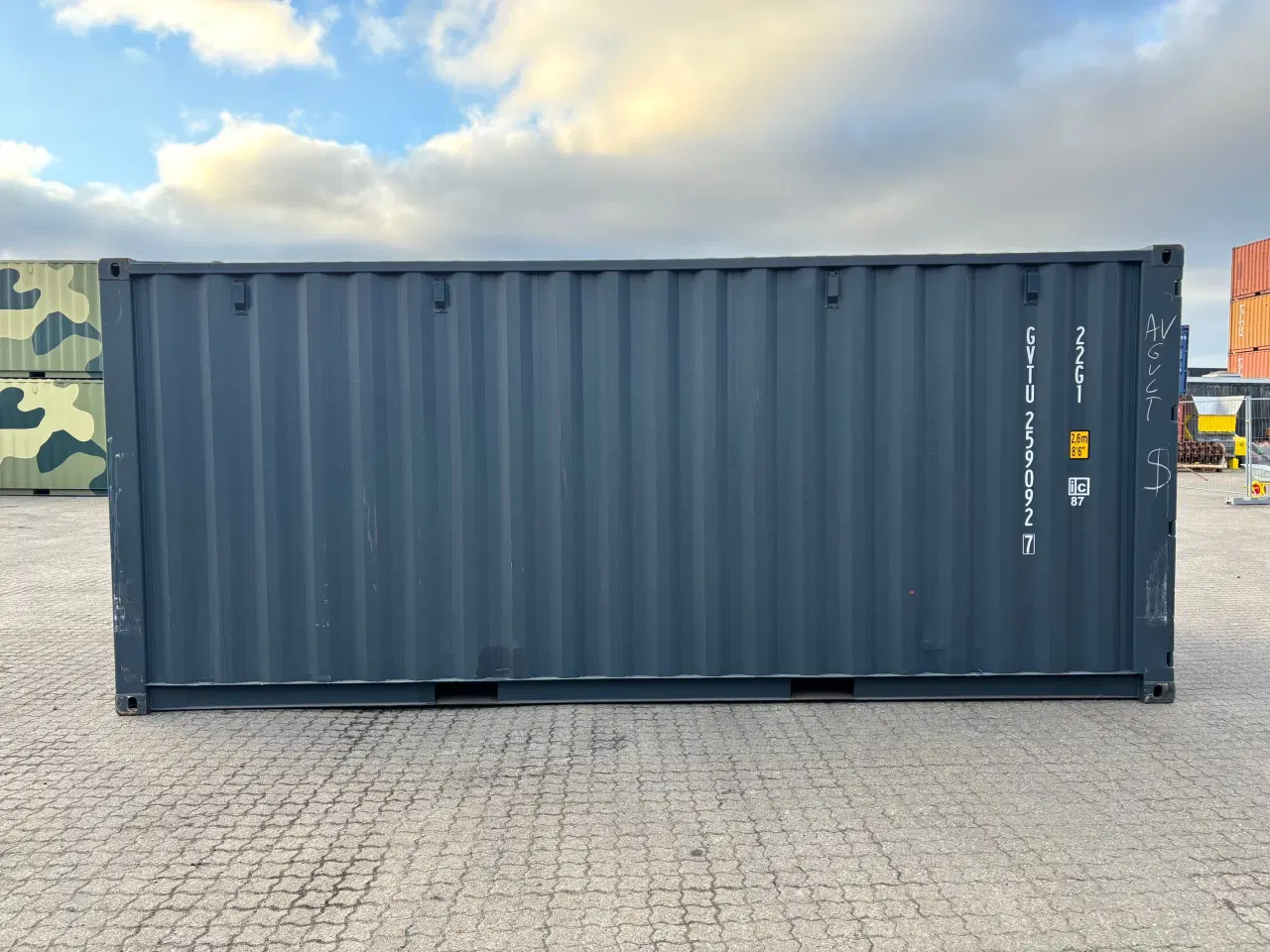 Billede 5 - TILBUD TILBUD 20 fods Container med småbuler. 7016