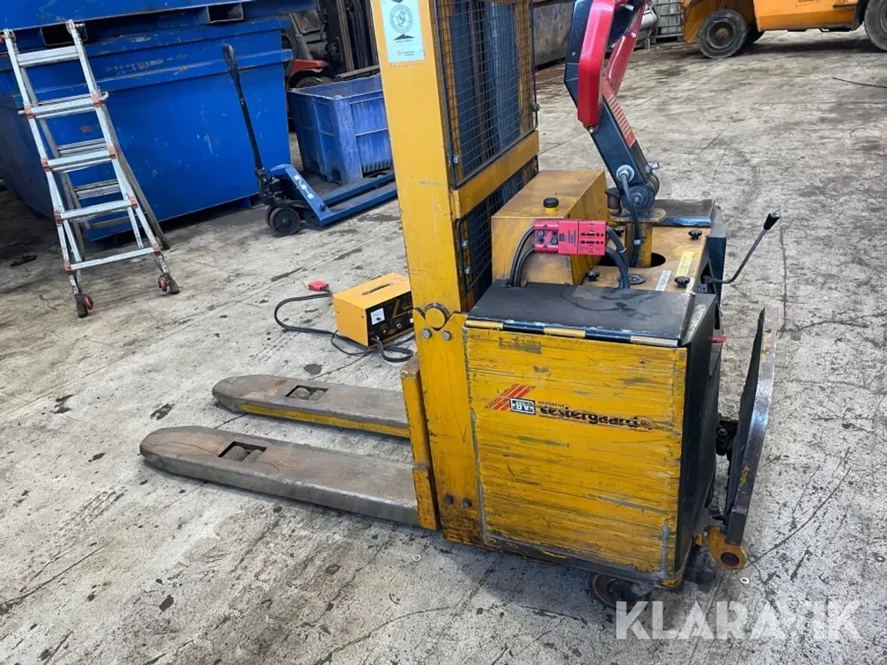 Billede 8 - Elpalleløfter BV S-12 med lader