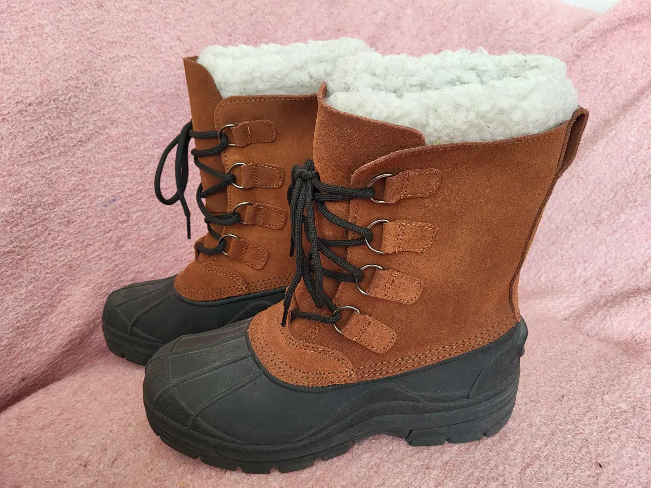 Billede 2 - Ubrugte Gilroy vinterstøvler