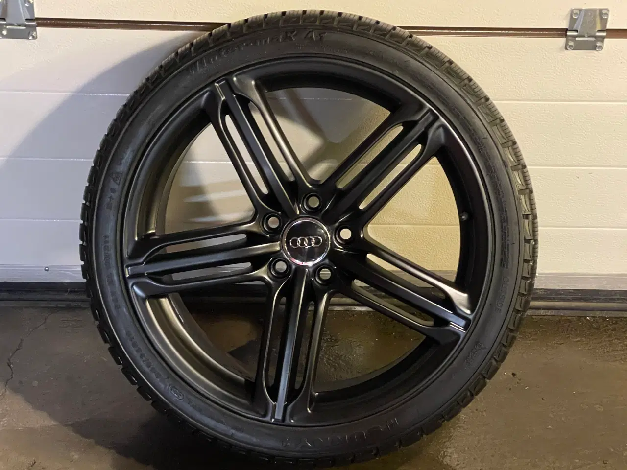 Billede 2 - Alufælge 255 / 35 / R19  5 x 112, 98% mønster