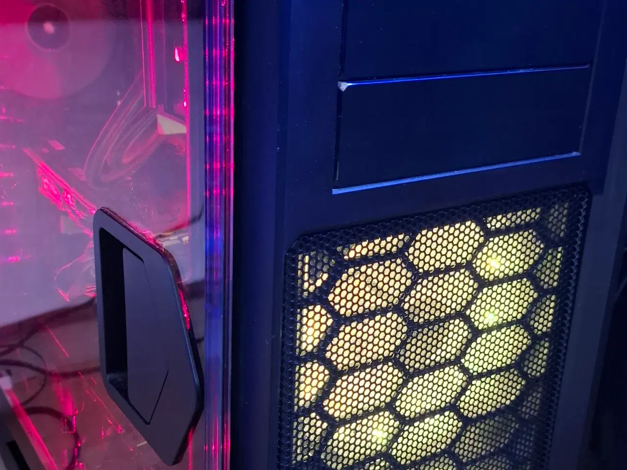 Billede 4 - Gamer PC med i7-8700K & GTX 1080 – Stadig stærk ti