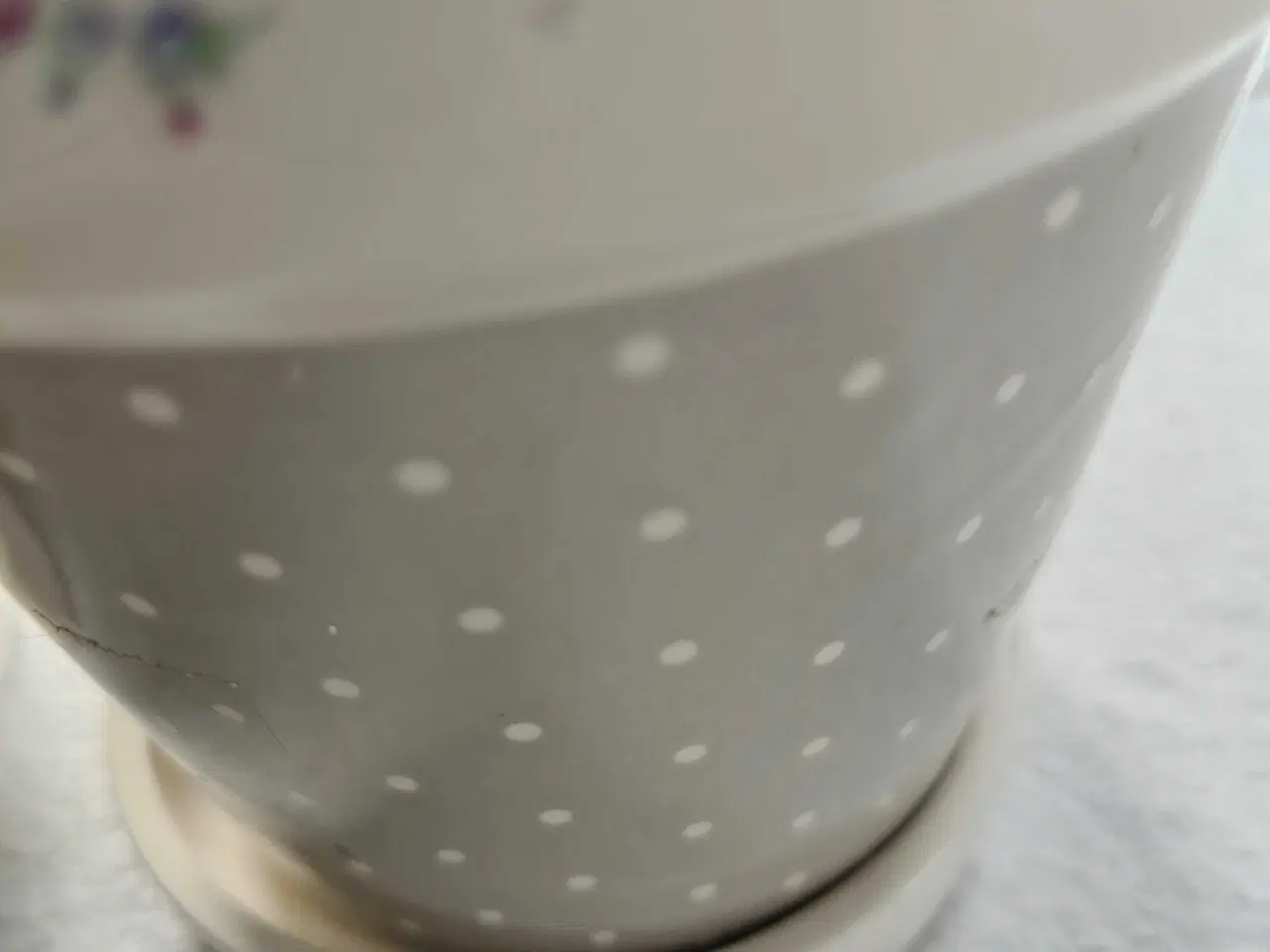 Billede 2 - Blomsterne urtepotter