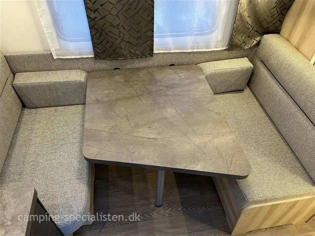 Billede 5 - 2024 - Hobby De Luxe 400 SFE Hobby De Luxe 400 SFe ny model 2024 - kan nu ses hos Camping -Specialisten.dk