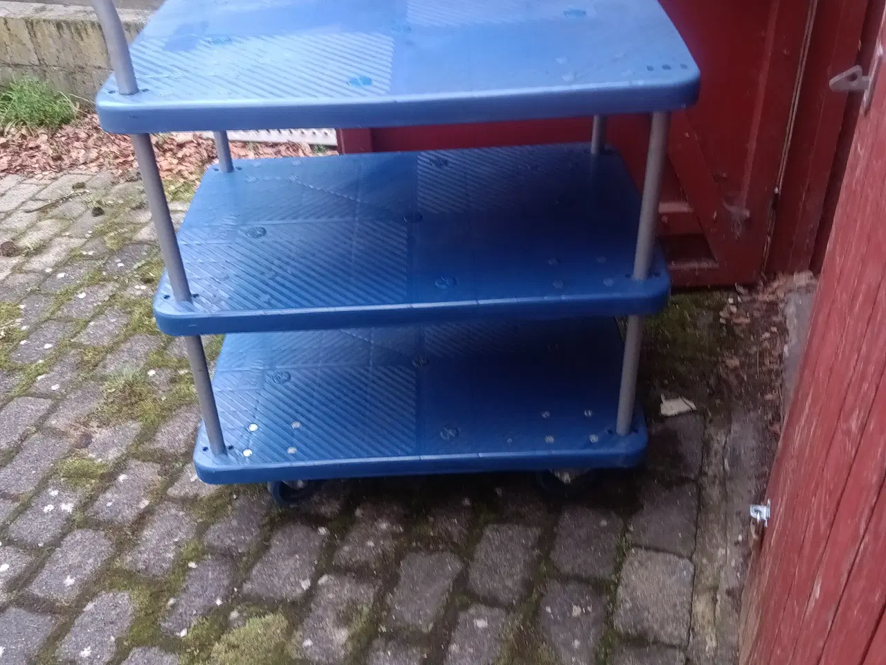 Billede 1 - Rullebord i metal og plast.