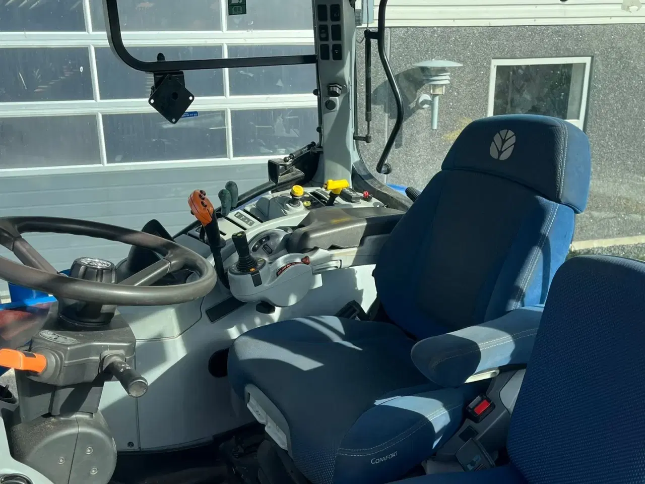 Billede 5 - New Holland T7.165S Med frontlæsser