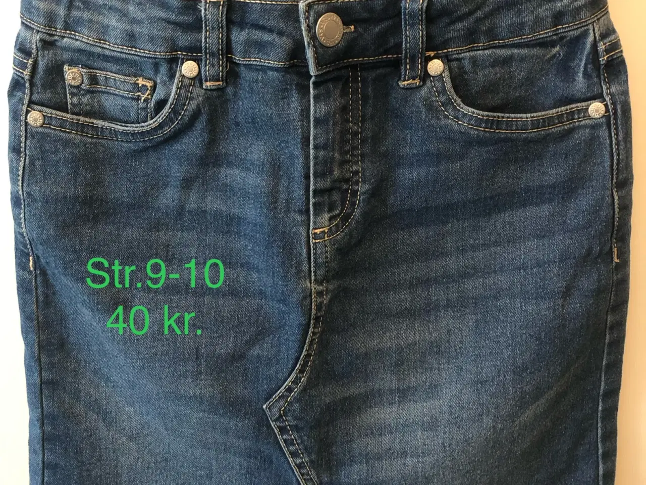 Billede 1 - Denim nederdel str. 9-10