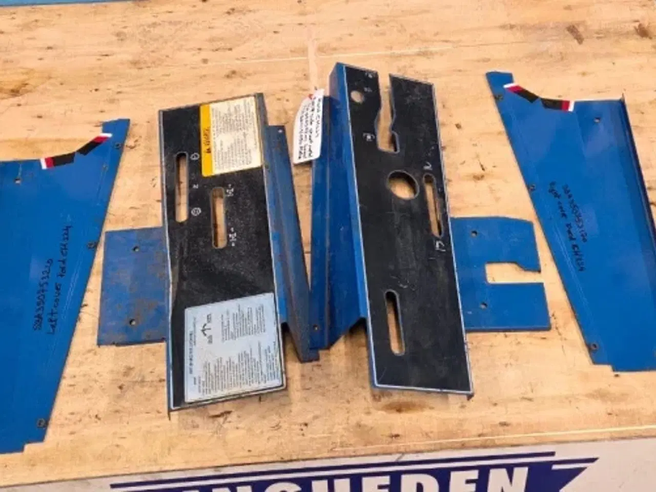 Billede 12 - Ford CM224 Skærm Sæt SBA350753210