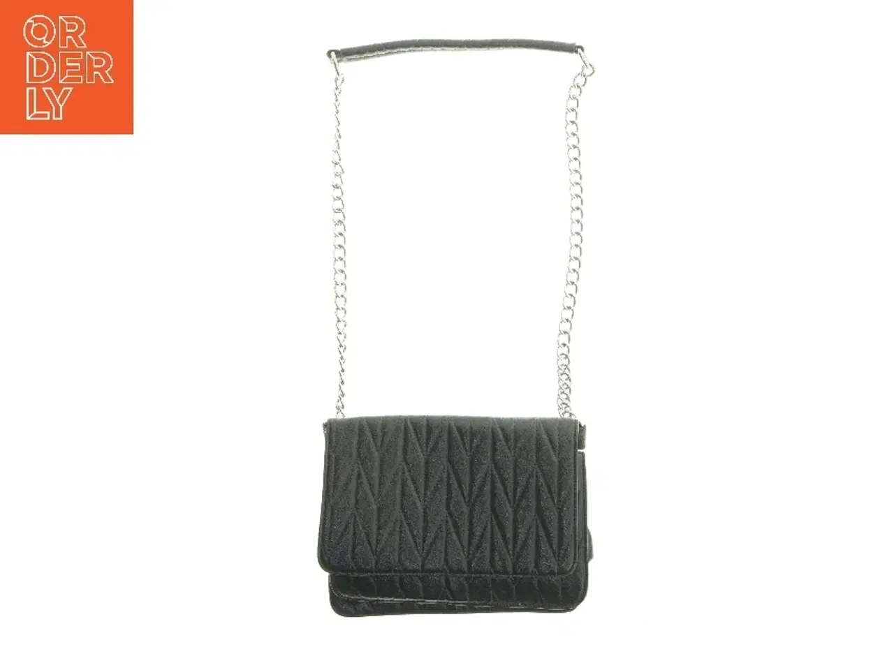 Billede 1 - Sort skuldertaske med kæderem (str. 26x20 cm)