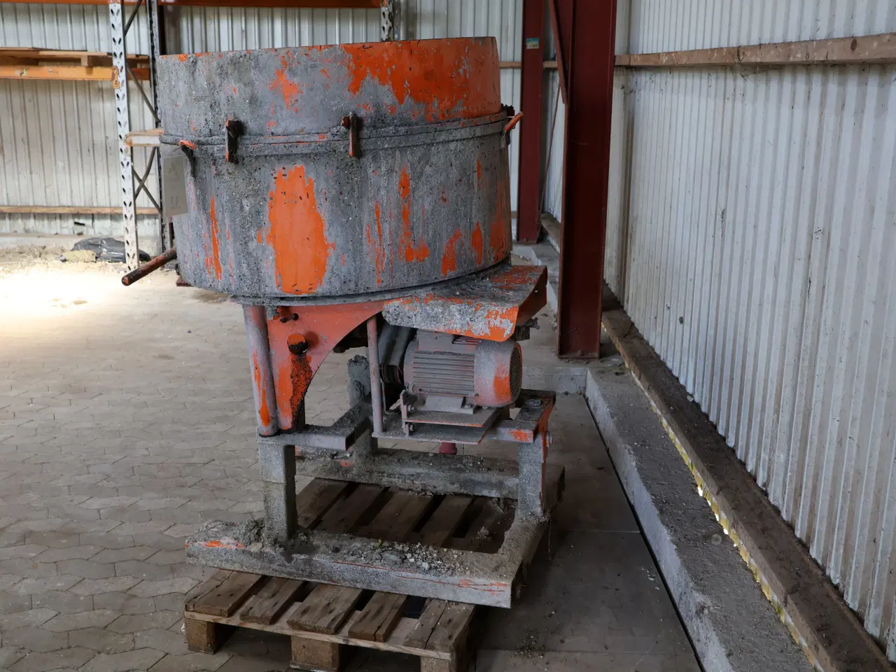 Billede 2 -  Tvangsblander, 380v m/truckgaffel lommer