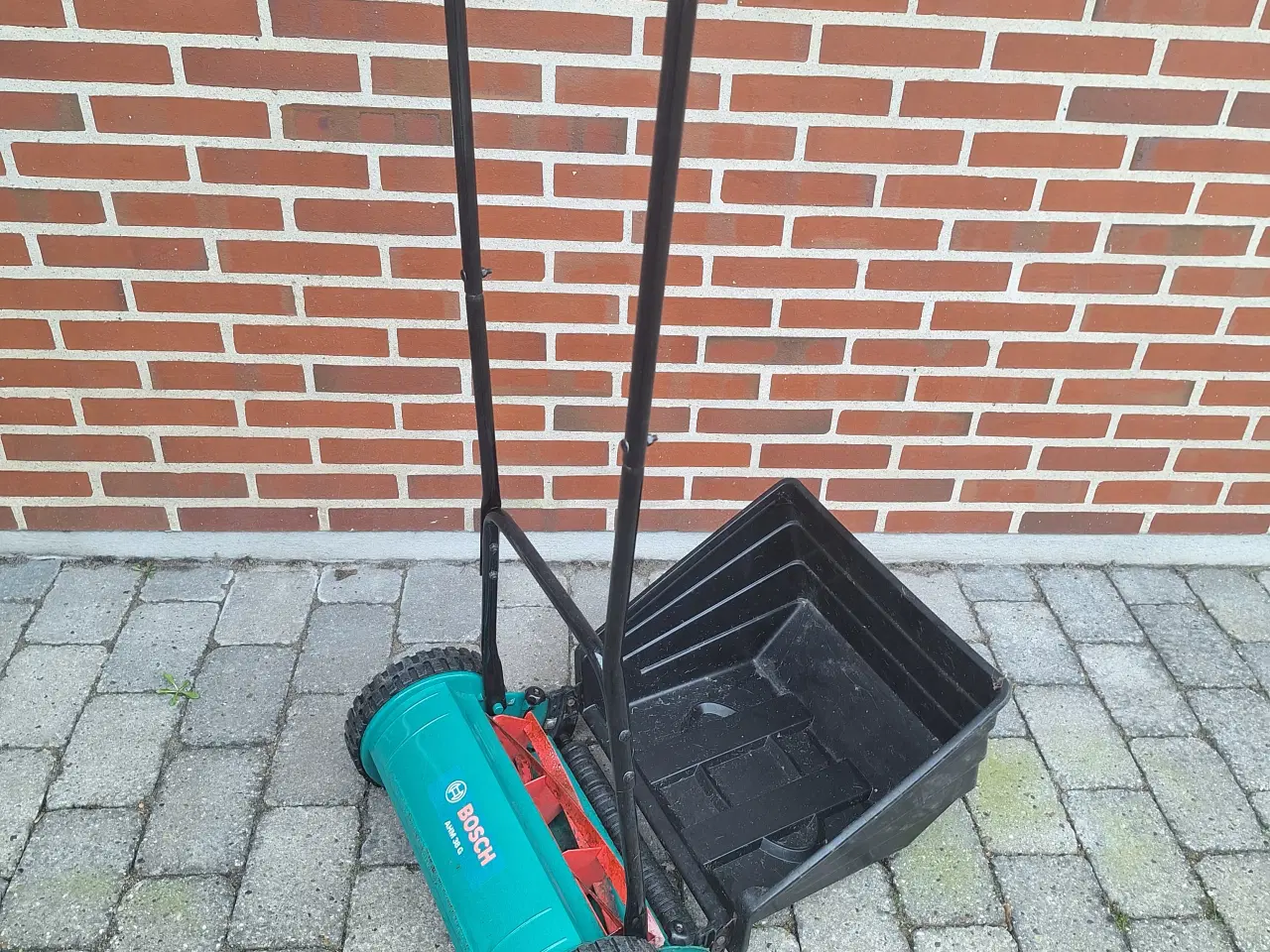 Billede 1 - BOSCH håndskubber/plæneklipper