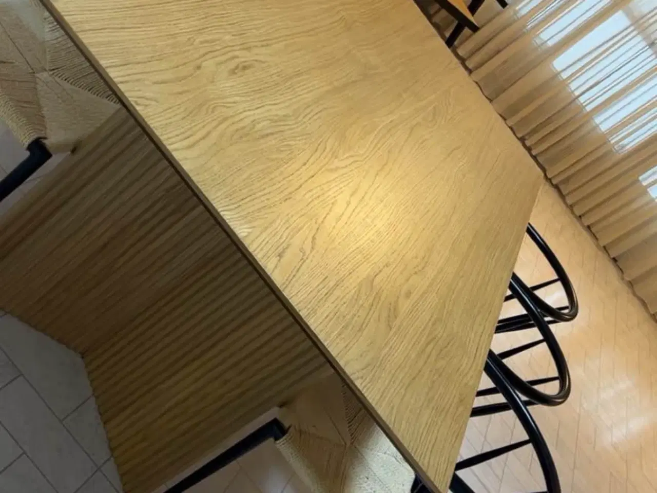 Billede 3 - Spisebord/ spisebord stoler 