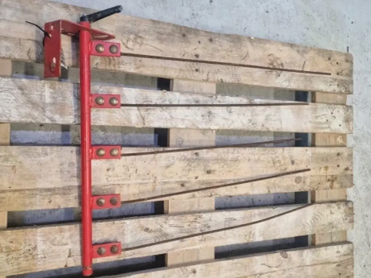 Billede 2 - Massey Ferguson 40 Hængselrør 28181527