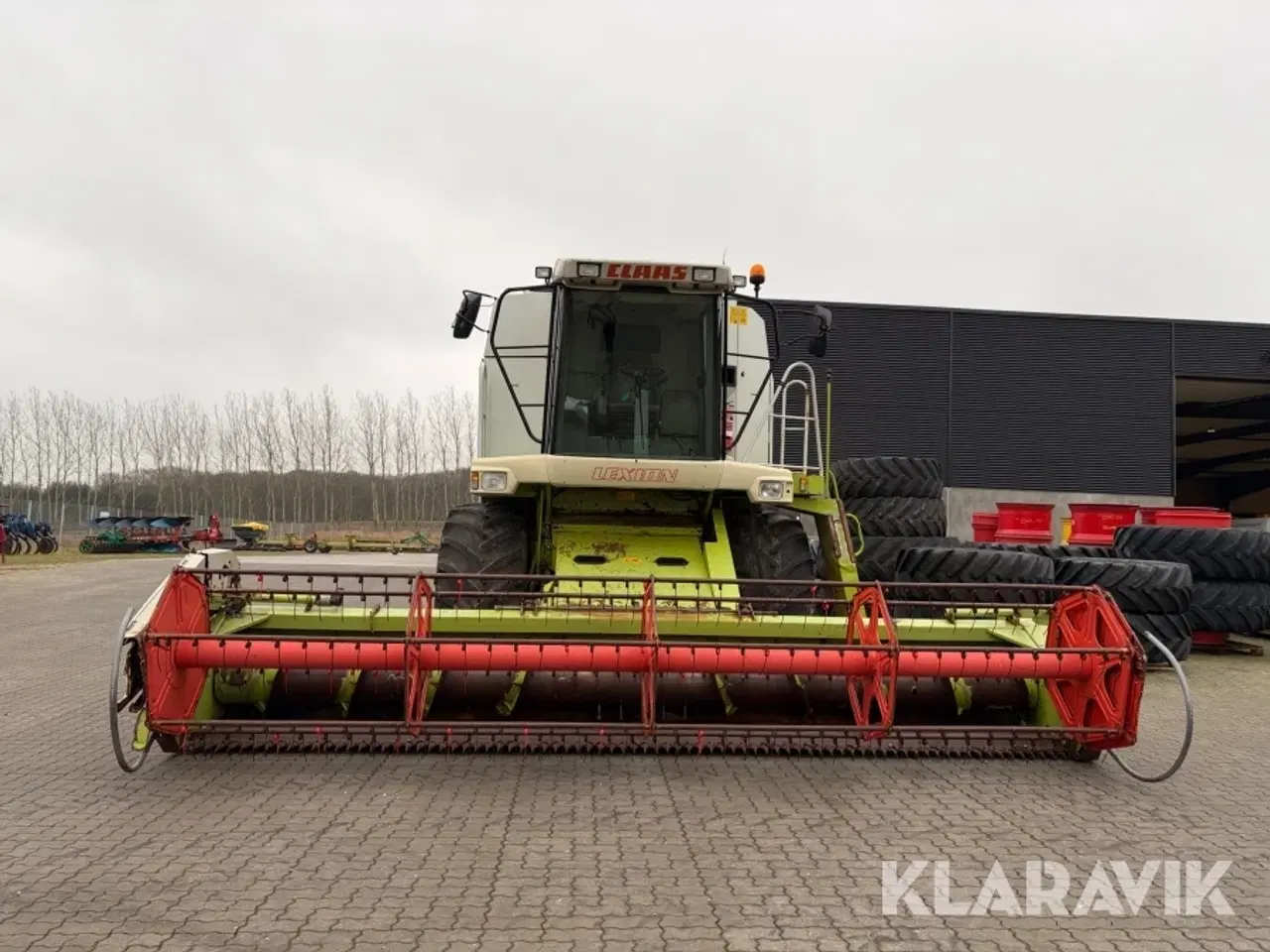 Billede 8 - Mejetærsker Claas Lexion 420 med C600 skærebord