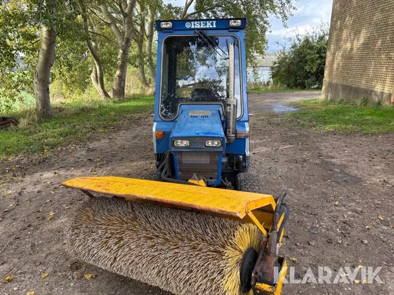 Billede 6 - Kompakttraktor Iseki TX2160 med kost og saltspreder
