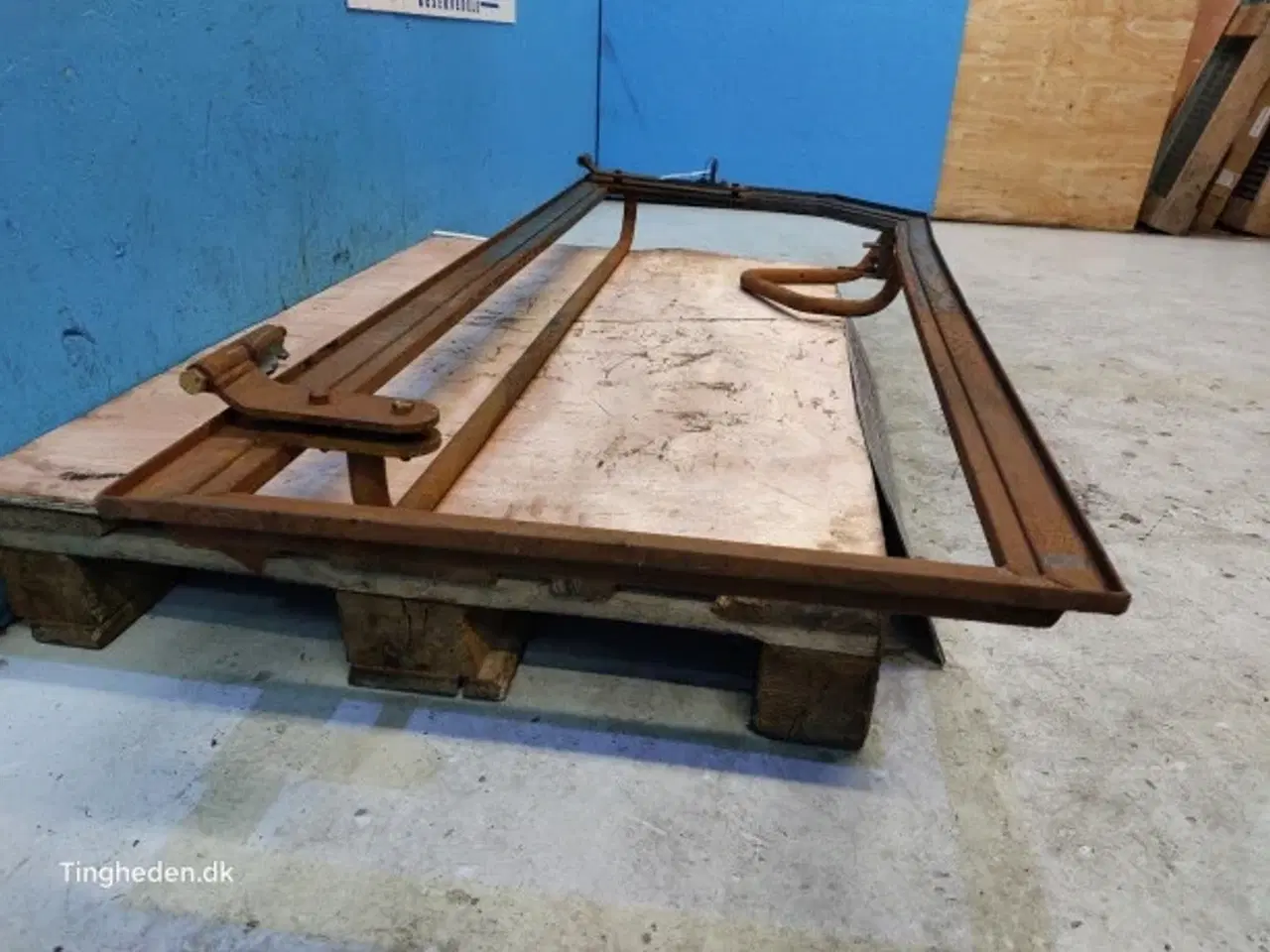 Billede 3 - Case 821E Dørtætning 84144153