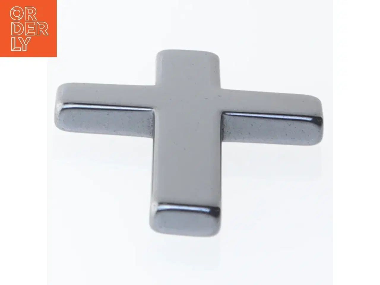 Billede 3 - Sort kors dekoration (str. 5x3,5 cm)