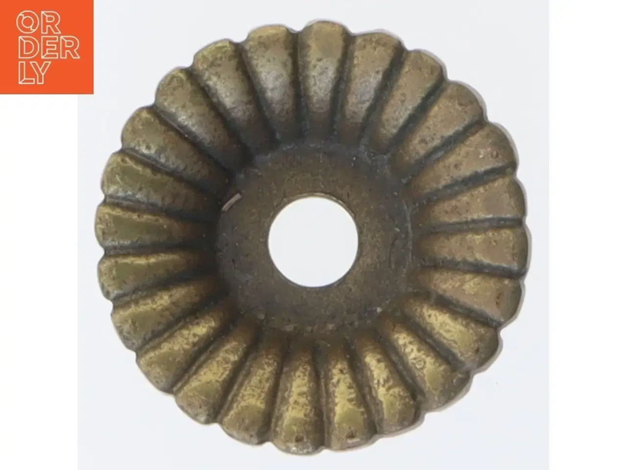 Billede 2 - Antik messing beslag (str. Ø 4,5 cm)