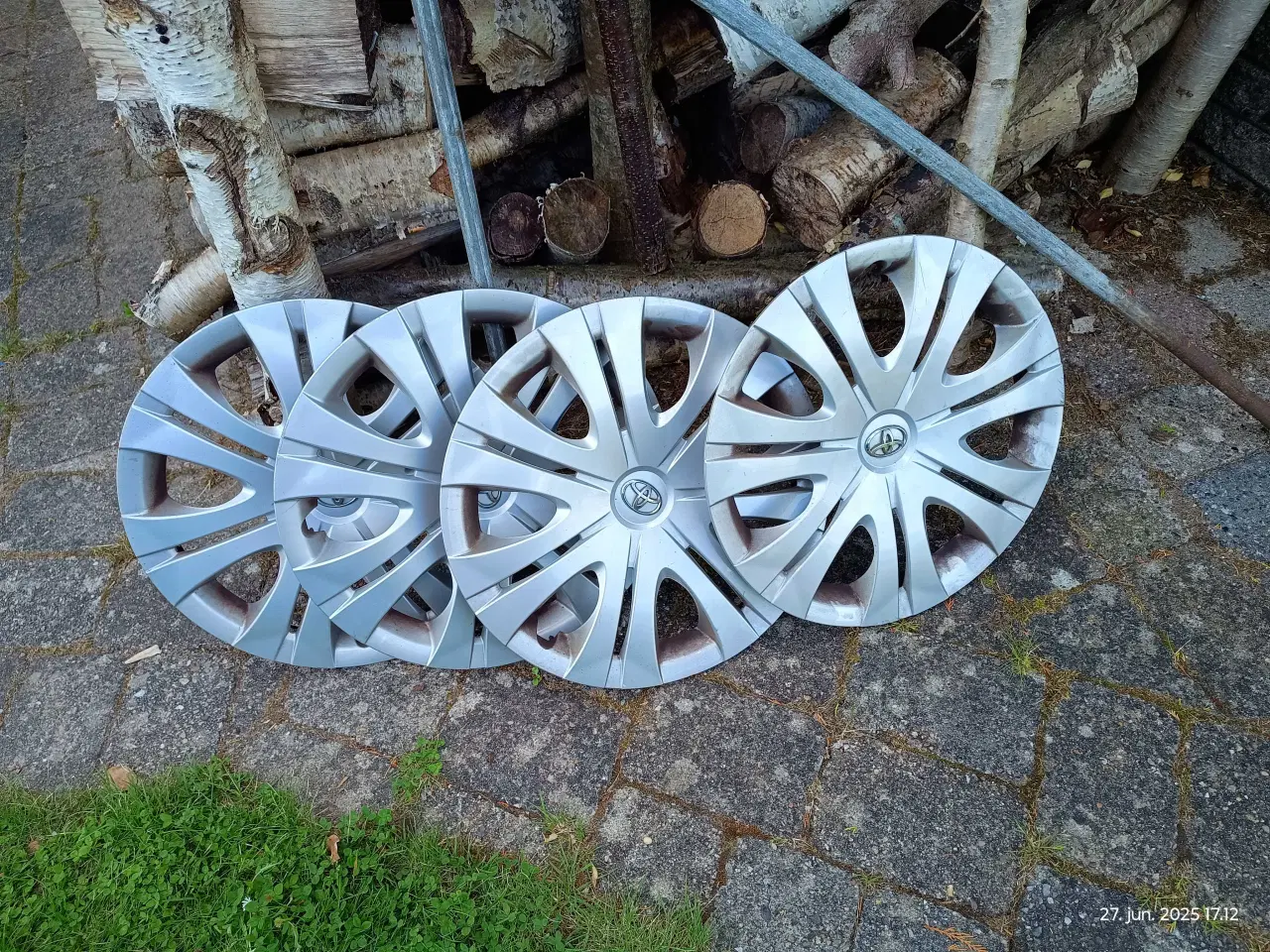 Billede 3 - Bridgestone vinterhjul på stålfælge 