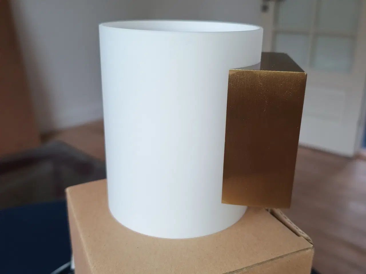 Billede 1 - Helt ny Herstal væglampe