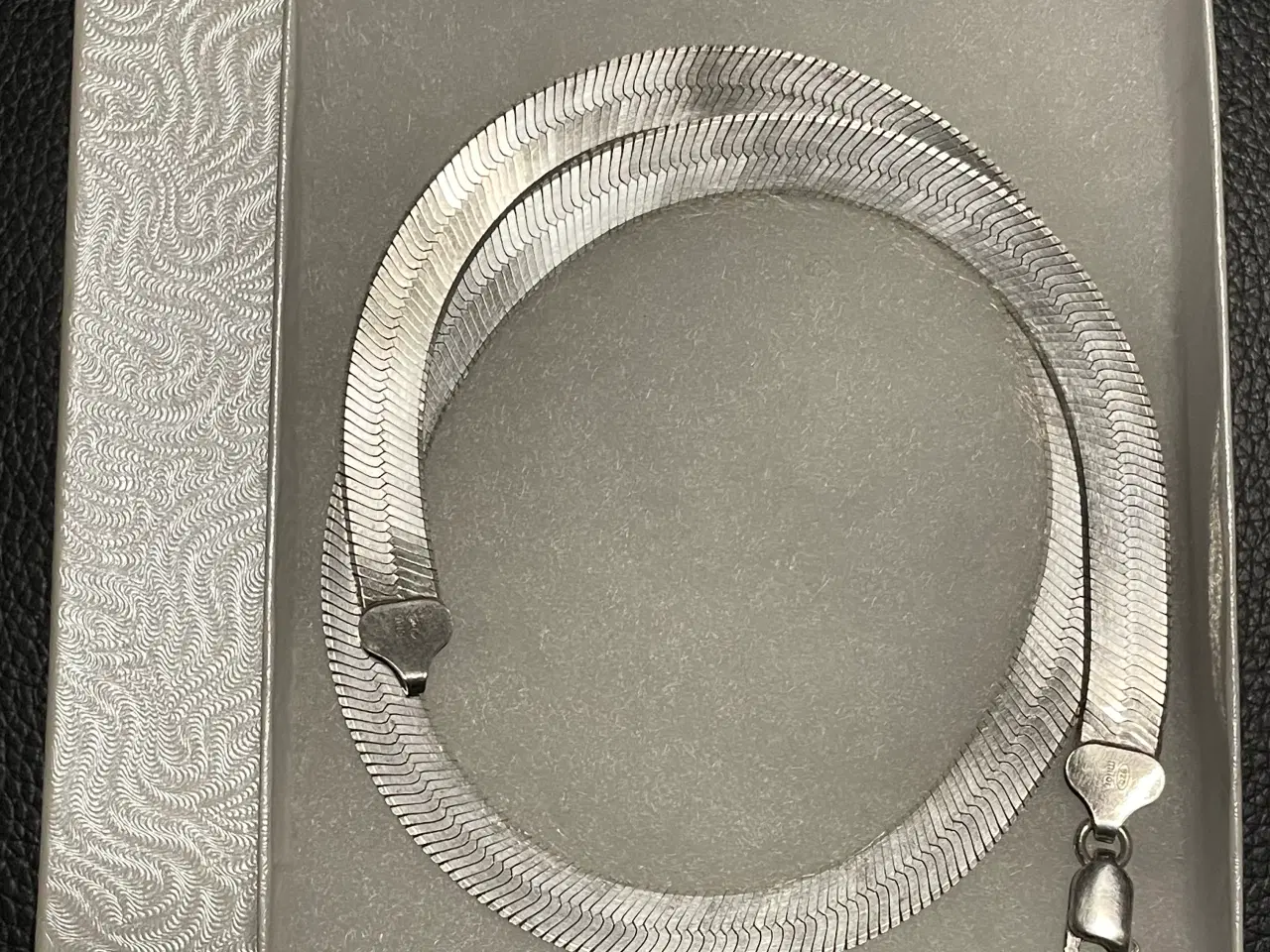 Billede 10 - Store Herringbone sølvhalskæde