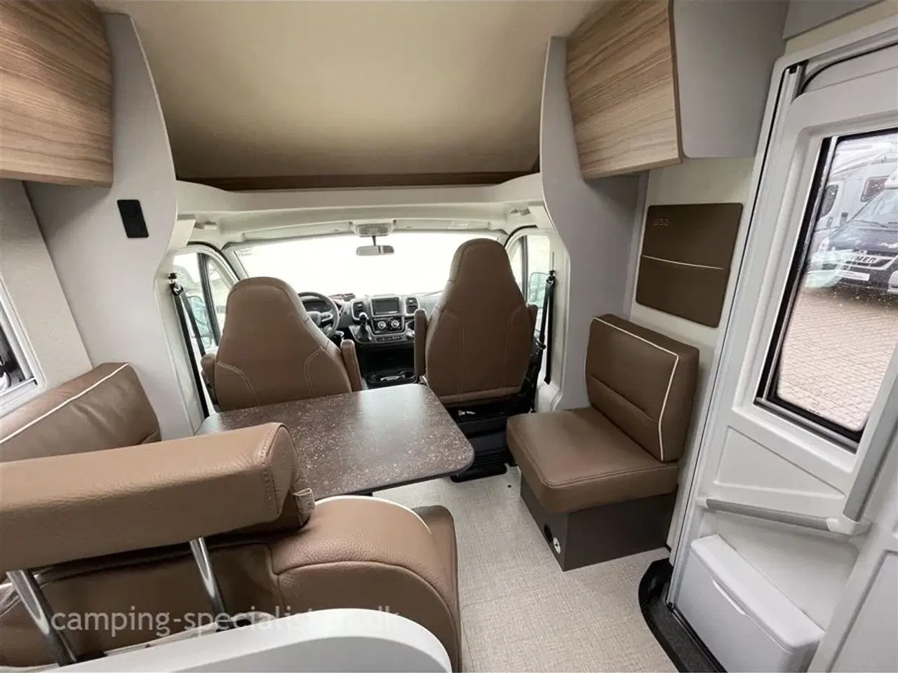 Billede 8 - 2026 - Bürstner B66 TD 690   NYHED! Bürstner B66 TD 690 2026 kampagnemodel - Kan ses nu hos Camping-Specialisten.dk