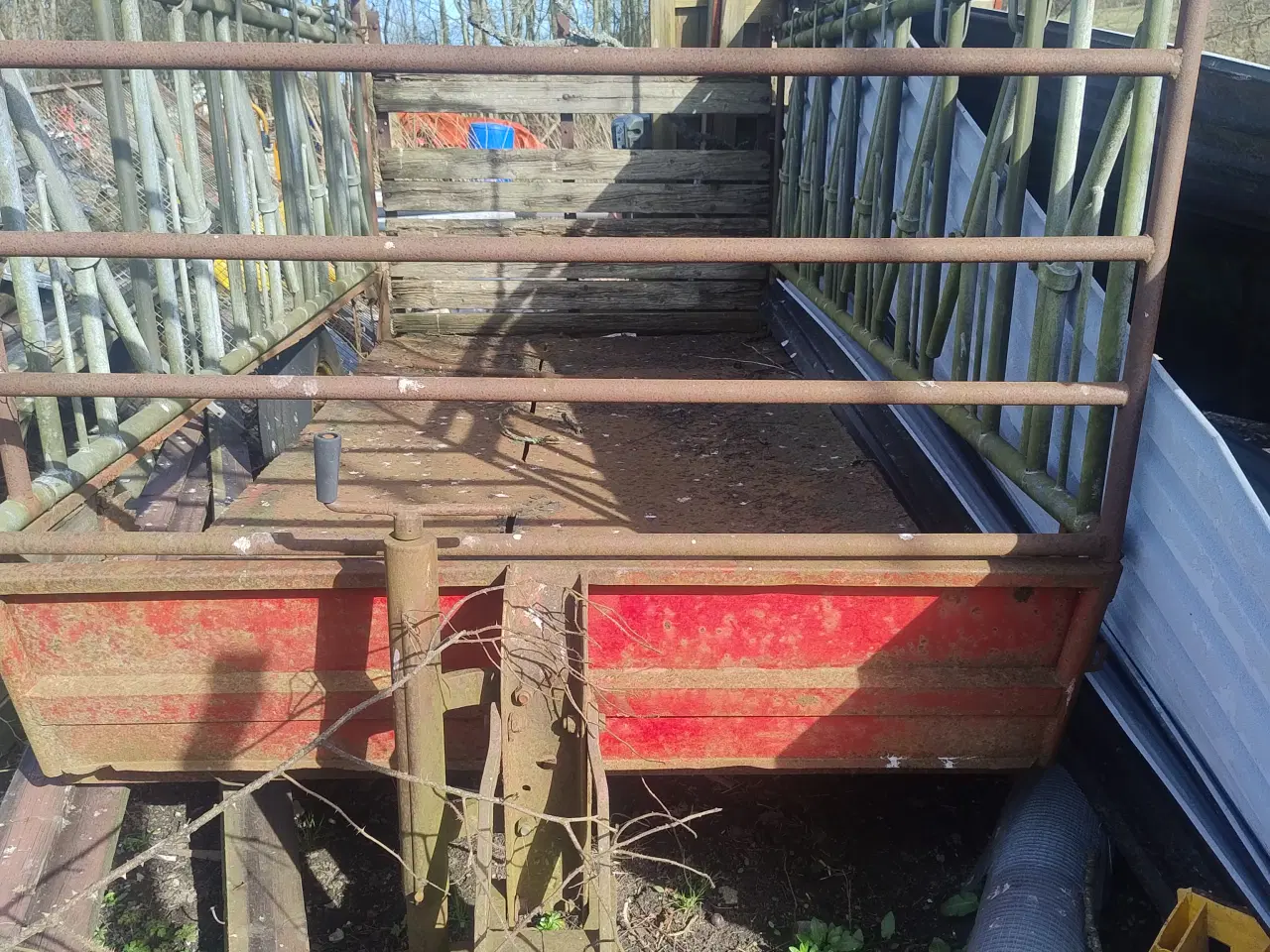 Billede 1 - Gammel kreaturvogn sælges 